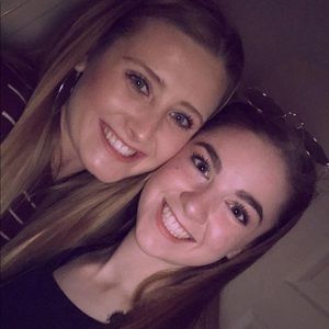 Meet your Posher, Lacey